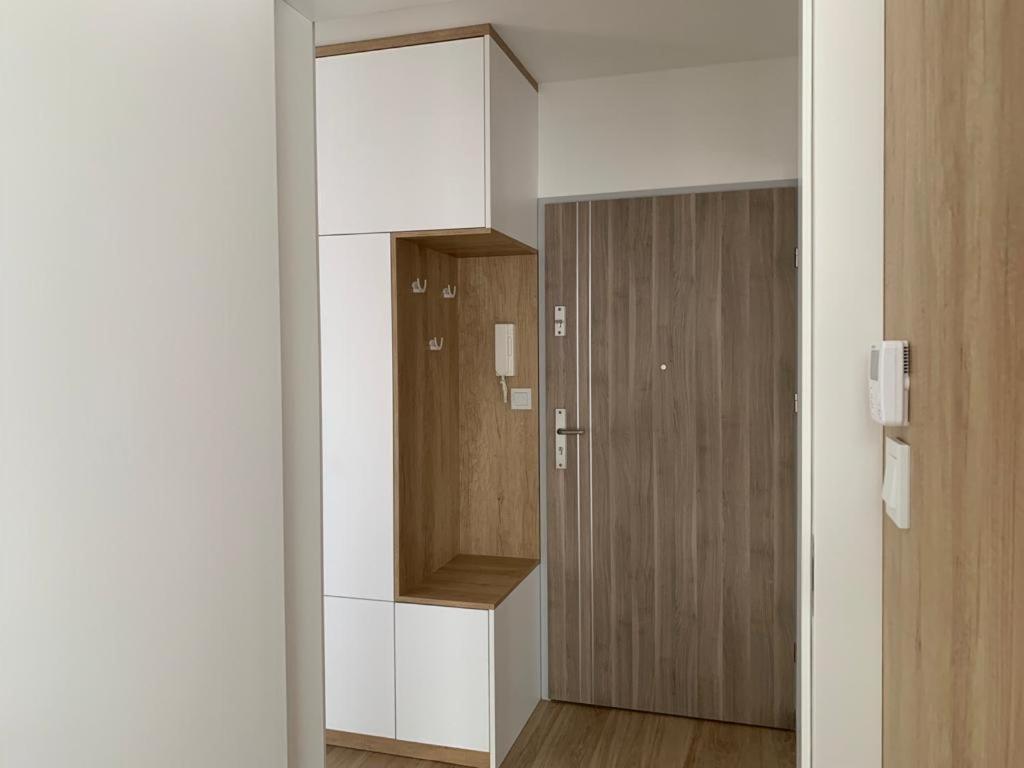 Apartament Nadmorski Z Basenem Klifowa Rewal Exterior photo